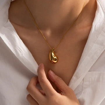 TEARDROP SET