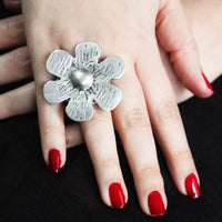 FLOWERY