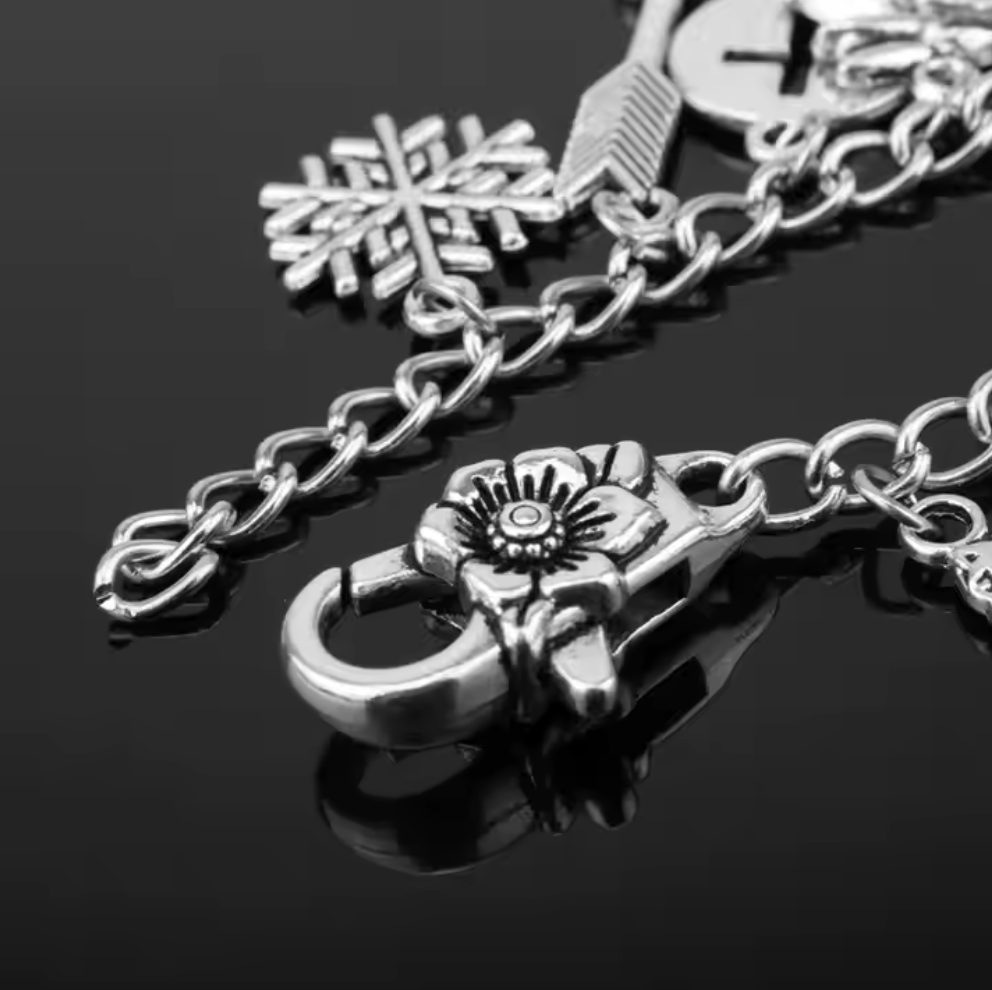 CLAIRES