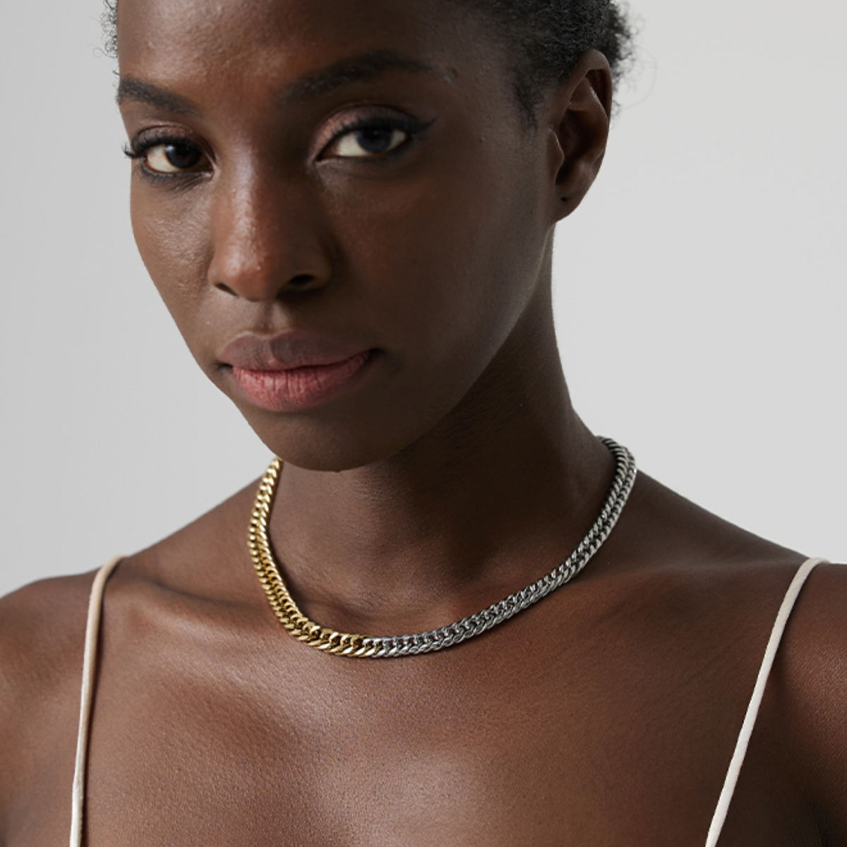 Uma Set with Bracelet